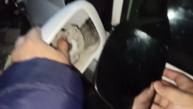 Cómo cambiar LUNA DE ESPEJOS LATERALES del Nissan Tiida смотреть онлайн