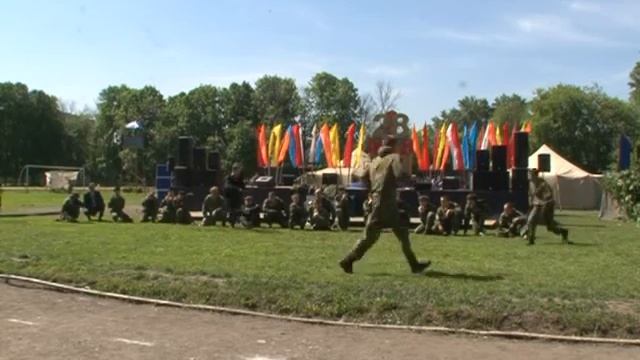 Казаки ЦКВ.Учебная сотня "Сокол".Командир сотник Ненароков Д.В. 28 мая 2011 смотреть онлайн