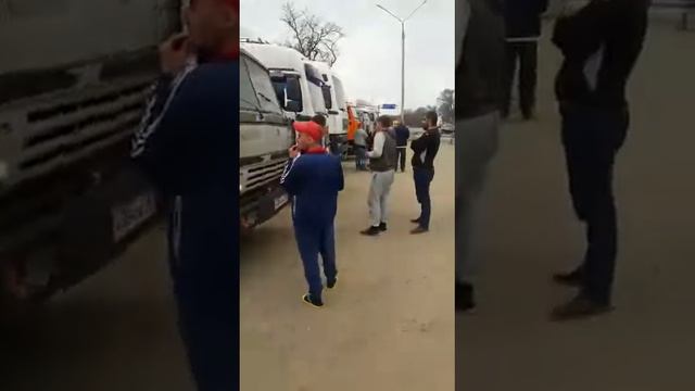 Забастовка дальнобойщиков против платона. Стачка. Новокубанский район, Краснодарский край смотреть онлайн