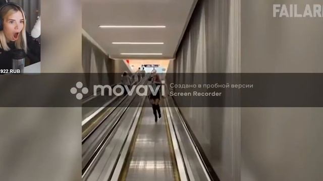 SORABI СМОТРИТ ПРИКОЛЫ С ЖИВОТНЫМИ (СТРИМЕРШИ ТВИЧА) смотреть онлайн