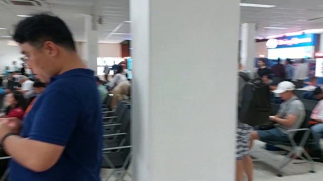 Departure Lounge, Male' International Airport. смотреть онлайн