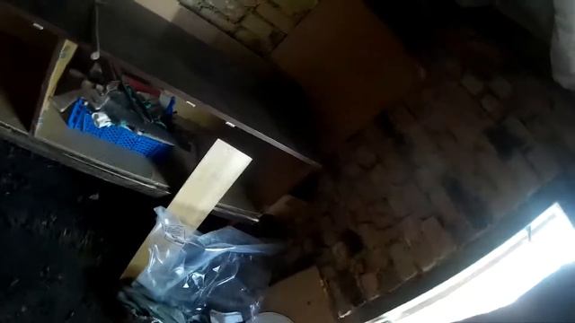 Приводим в порядок цокольный этаж смотреть онлайн