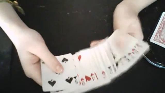 Jumping Card Trick-performance and tutorial смотреть онлайн