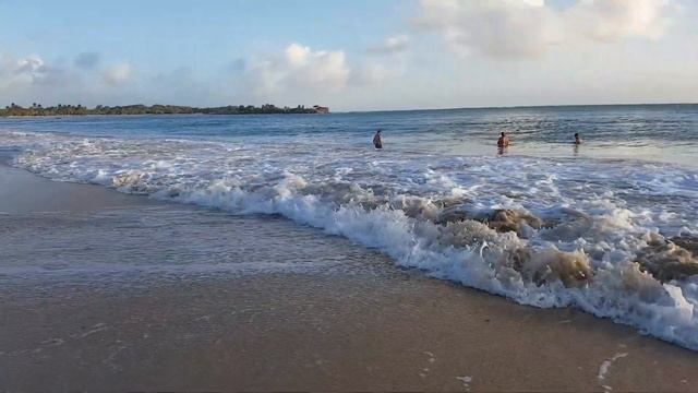 Beach Les Salines смотреть онлайн