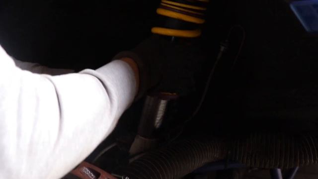 Installing KW CLUBSPORT Coilovers on my E36! (E36 Coilover install!) смотреть онлайн