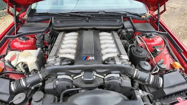 BMW 850 CSi și Mercedes CL600