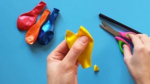 ? DIY - Как сделать МАЙКУ ДЛЯ КУКЛЫ из шарика своими руками _ Одежда для кукол