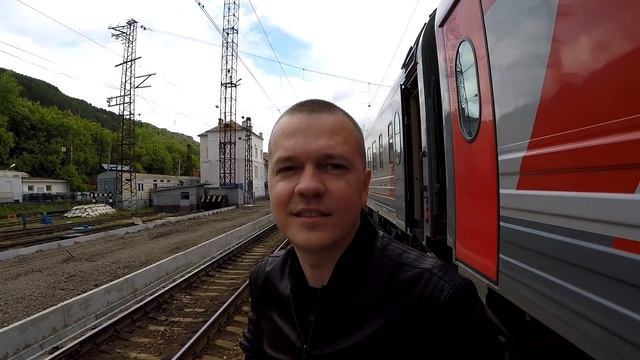 Поездка на поезде №012Я "Ямал" Москва - Новый Уренгой из Перми в Нижний Тагил смотреть онлайн