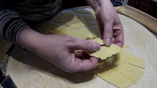 Хворост на желтках смотреть онлайн