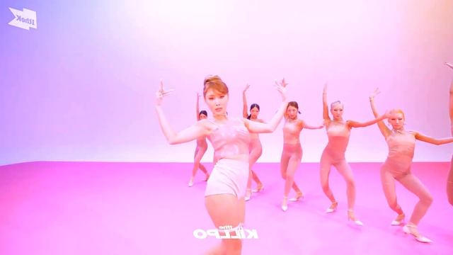 HWASA -  I Love My Body' Performance Video Mirror [4k]