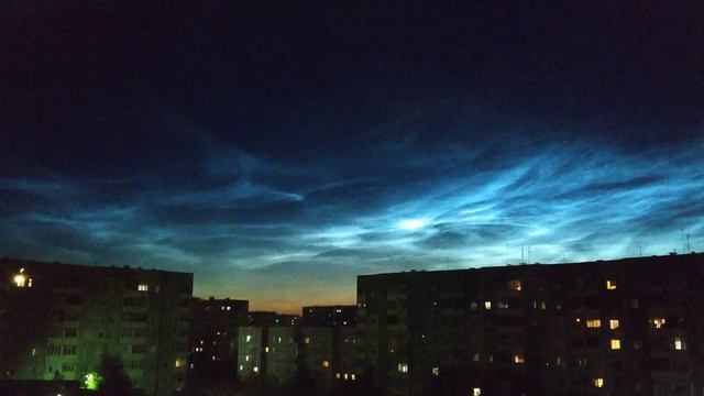 Серебристые облака над Нижневартовском смотреть онлайн