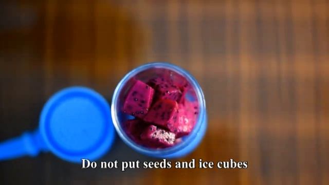 Portable & Rechargeable Smoothie Maker смотреть онлайн