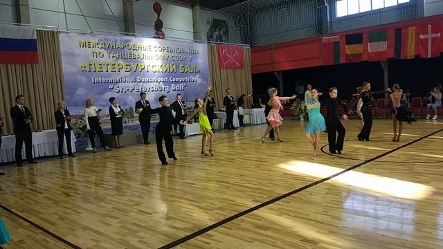 Румба. Юниоры 2+1 Д класс Латина смотреть онлайн