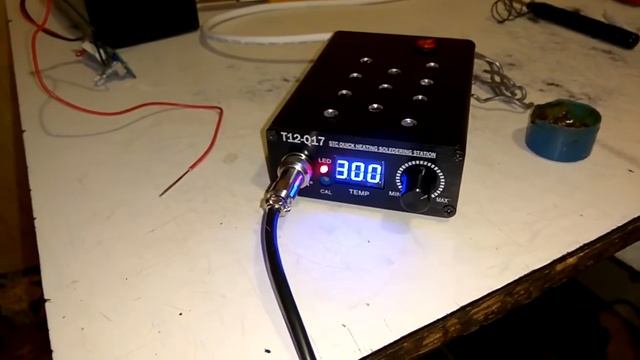 Мини паяльная станция Hakko T12 ( бокс,блок питания,паяльник) смотреть онлайн