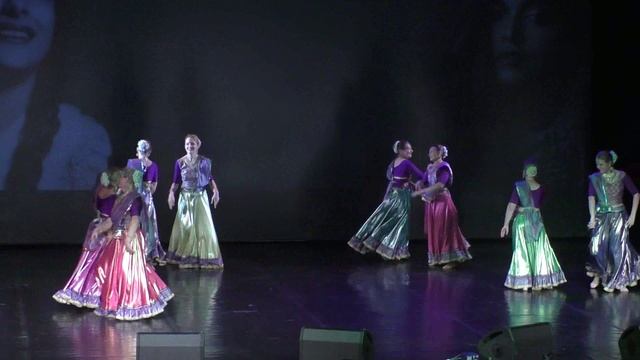 Радхе Радхе Радхе | стиль - Болливуд | Танец Дхамака | Группа Лила Прем