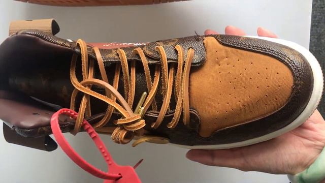 Custom "Off-Louis" Louis Vuitton OFF-WHITE x Air Jordan 1 AQ0818-158 смотреть онлайн
