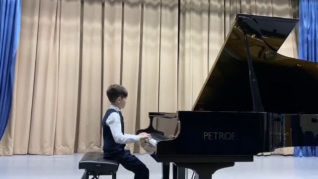 Глеб Воронин, 9 лет, Инвенция А. Гедике, Мазурка П. И. Чайковский. смотреть онлайн