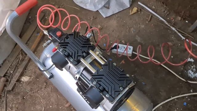 Обзор компрессора Quattro elementi на 50 литров. Хороший компрессор за низкую стоимость. смотреть онлайн