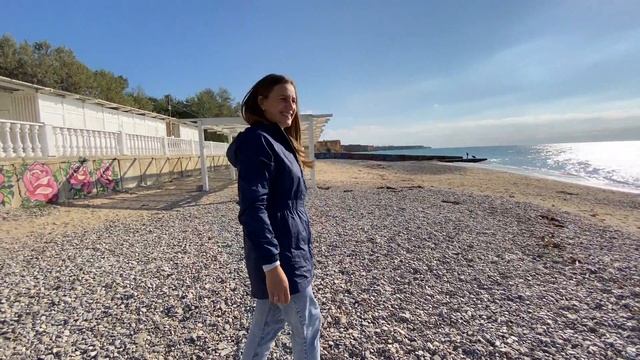 КУРОРТ в пригороде СЕВАСТОПОЛЯ! Андреевка ОСЕНЬЮ #ОТДЫХ в #КРЫМУ смотреть онлайн