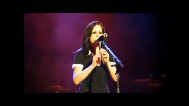 Dolores O'Riordan - Gloria, Koln, Germany (13/06/2007) смотреть онлайн