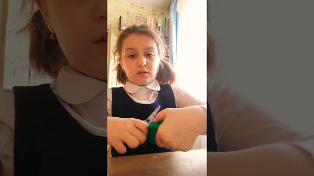 Секретный поклонник оставил зелёную коробку что делать смотреть онлайн