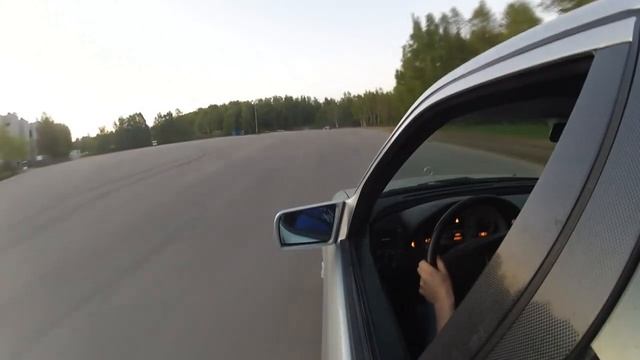 Mercedes W202 C36 AMG Drifting