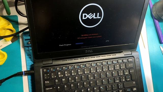 Přehrání vadného biosu v notebooku Dell latitude 5280 pomocí recovery bios смотреть онлайн