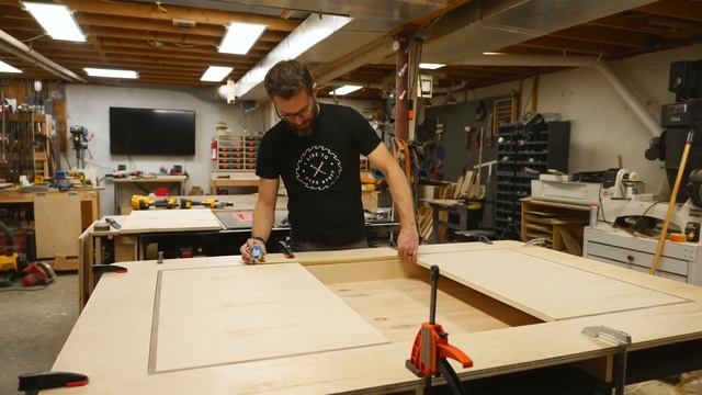 Hiding a Gaming Table in Plain Sight (with build plans!) смотреть онлайн