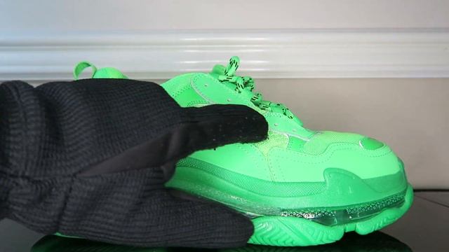 Balenciaga Triple S Neon Green Unboxing and Review Ben X18650440353 смотреть онлайн