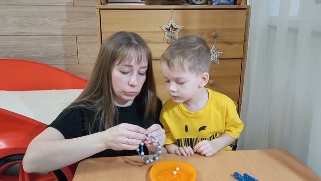 Ёлочные игрушки своими руками | Самые лёгкие игрушки на елку с детьми смотреть онлайн