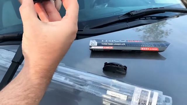 2010 Chevrolet Equinox Front Windshield Wiper Replacement смотреть онлайн