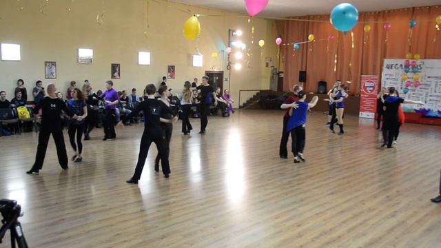 ХАСТЛ, Discofox, Танцующий город 2019, ДнД Beginner 01, 18 финала, заход 4 танец 1 смотреть онлайн