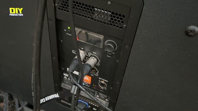 Test JBL SRX828SP DUAL 18" 2000 WATT SUBWOOFERS + JBL SRX835P 3-WAY SELF POWERED LOUDSPEAKER 15″ смотреть онлайн