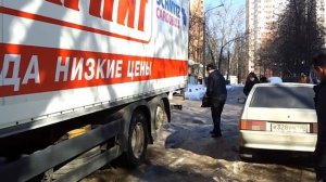 Спасение Фуры МАГНИТ из ледяного плена в Балашихе