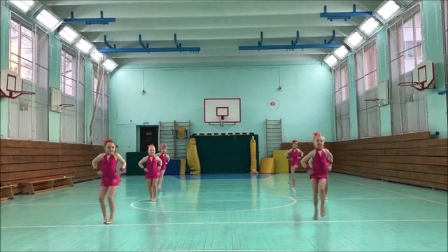 кадриль номер по художественной гимнастике в младшей возрастной группе смотреть онлайн