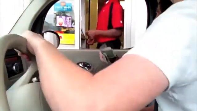 101 Stupid Things To Do in a Drive Thru- #65 Reverse смотреть онлайн
