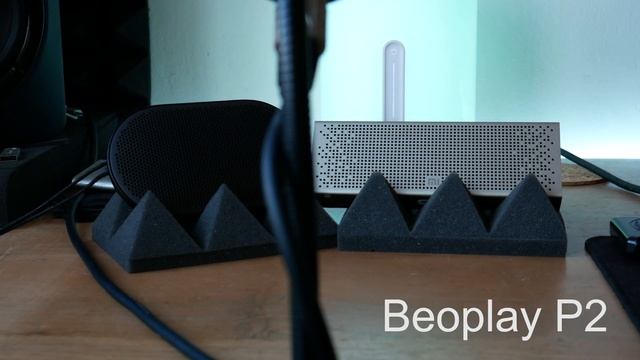 B&O Beoplay P2 vs Xiaomi Mi Bluetooth speaker смотреть онлайн