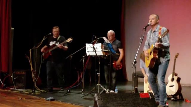 The Salty Old Sea Dogs - Tomorrow Never Knows смотреть онлайн