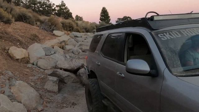 Long-travel Sequoia Off-Roading In Big Bear CA!! смотреть онлайн
