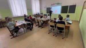 Видео-урок. Конкурс: "Учитель года 2023" 
2 класс. Тема: "Внутренние строение человека".