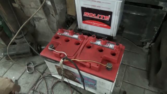 Смена полярности на аккумуляторе,неудачный эксперимент.