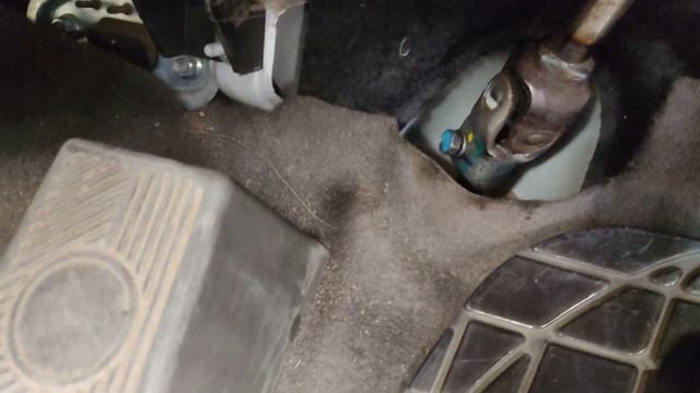 Hyundai i10 steering noise ,R100 steering repair смотреть онлайн