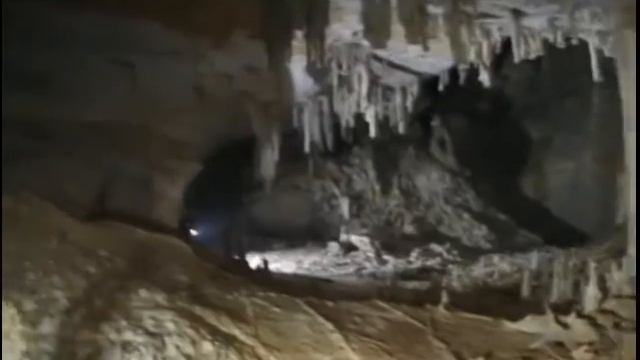 Крым. Пещера Эмине-Баир- Косар. смотреть онлайн