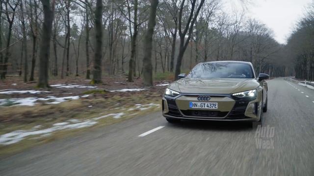 Audi RS E-tron GT - AutoWeek Review - English subtitles смотреть онлайн