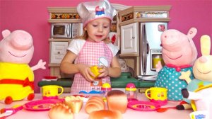 Игрушки из любимого мультика и весёлые приключения от Лайк Насти