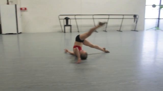 Autumn Miller Rehearsal смотреть онлайн