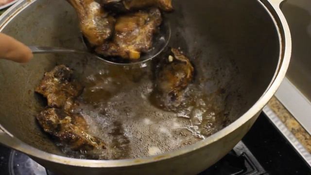 Картошка с мясом в казане.(Конина.баранина).mp4