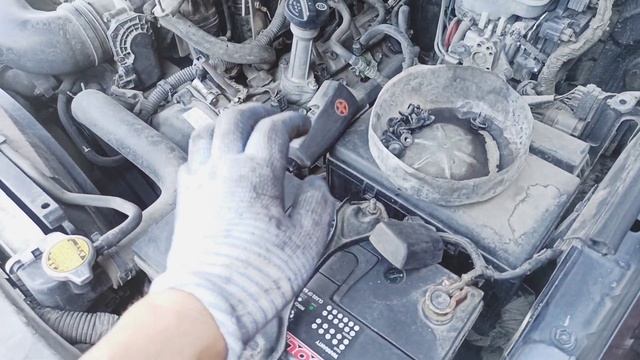 Загорелся лампочка аккумулятора, что делать, как быть! смотреть онлайн