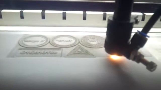 Нарезка печатей лазером Лазер-ЗАО смотреть онлайн