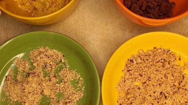 Конфеты: Шоколад, Хлопья, Орехи. смотреть онлайн